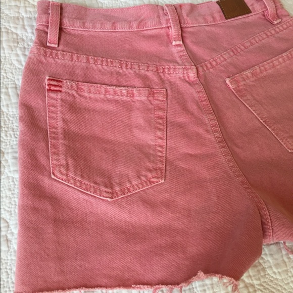 Faded high-waist cutoff shorts BDG UO - Picture 5 of 10